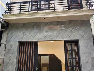 Cần bán nhà mặt tiền btct rẻ như nhà trong hẻm  đường lê cao lãng  tân phú