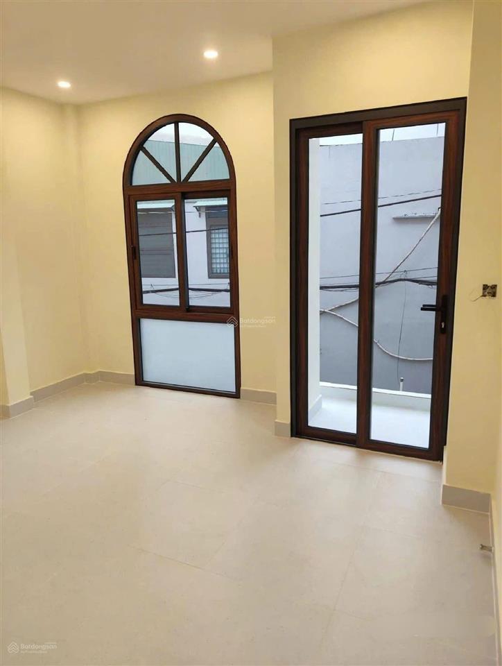 Cần bán gấp nhà mới btct hẻm 6m đô đốc long  tân phú