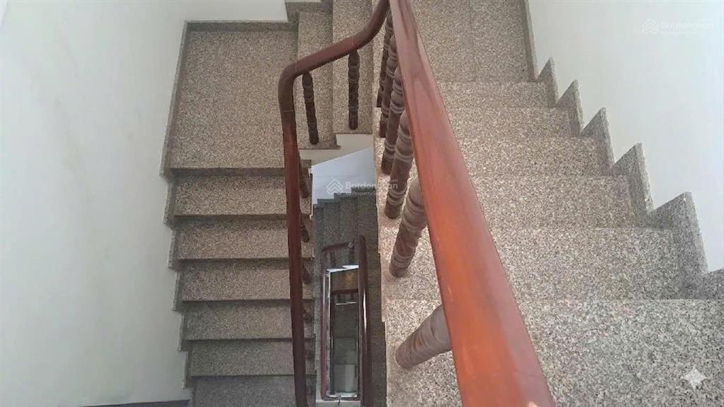 Chủ cần bán nhà btct  hẻm xe tải âu cơ  tân bình