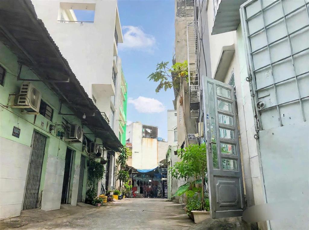 Cần bán gấp nhà btct  hxh đường trần thị trọng  tân bình