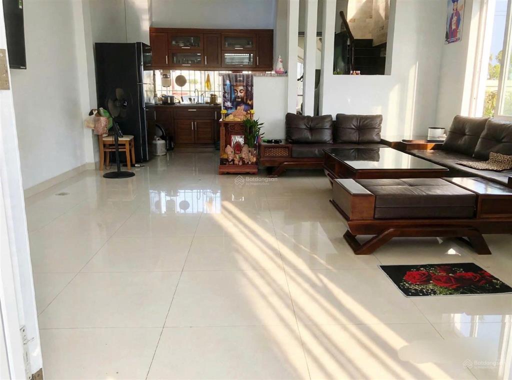 Cần bán gấp nhà btct  hxh đường trần thị trọng  tân bình