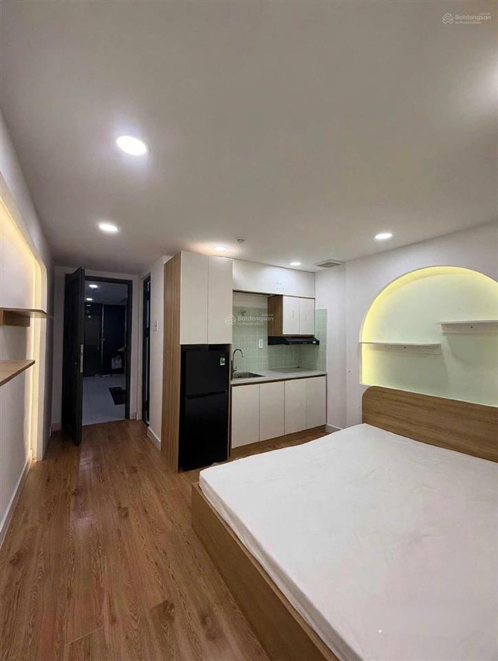 Cần bán gấp nhà btct  mặt tiền đường lê quốc trinh  tân phú