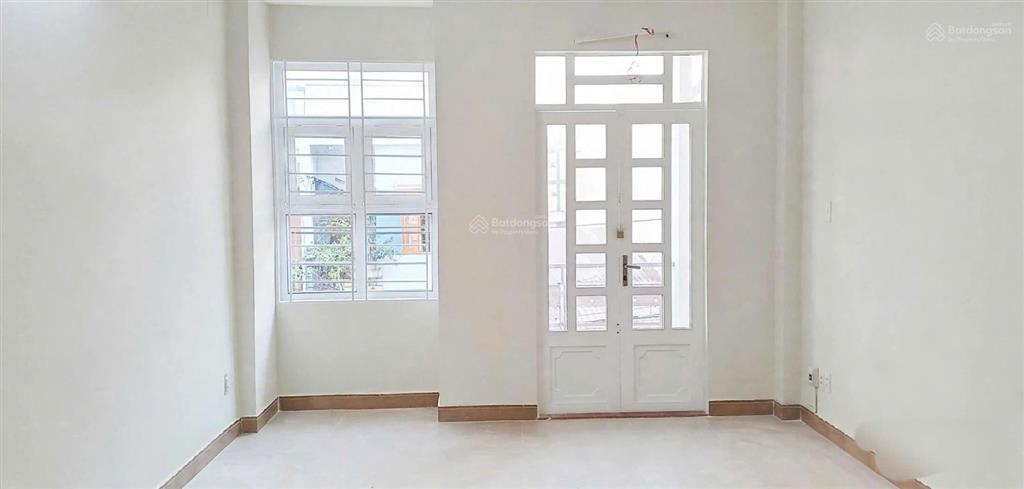 Chủ cần bán gấp nhà hẻm 8m  hoàng bật đạt  tân bình