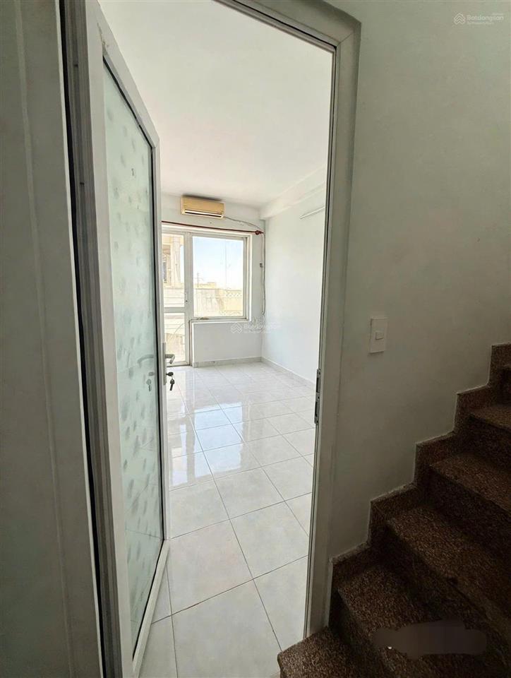 Chủ cần bán gấp nhà hẻm 7m  lạc long quân  tân bình