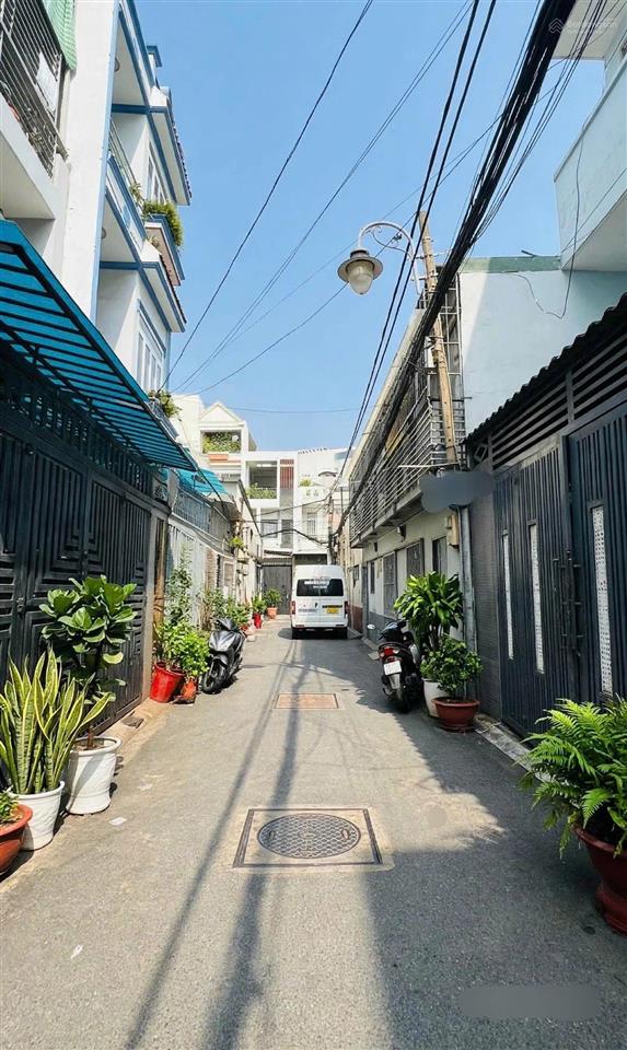 Cần bán gấp nhà 4 tầng  hẻm nhựa xe tải đường phạm văn bạch  tp