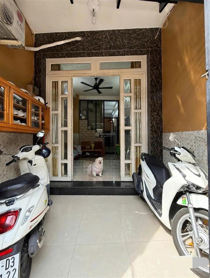 Hạ chào bán gấp nhà 2 tầng chỉ 4 tỷ  trần thủ độ  tp