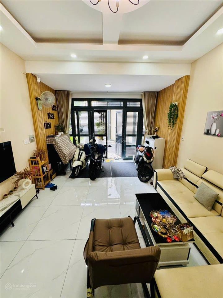 Bán nhà 4 tầng hẻm 8m  đô đốc long tặng full nội thất  tp
