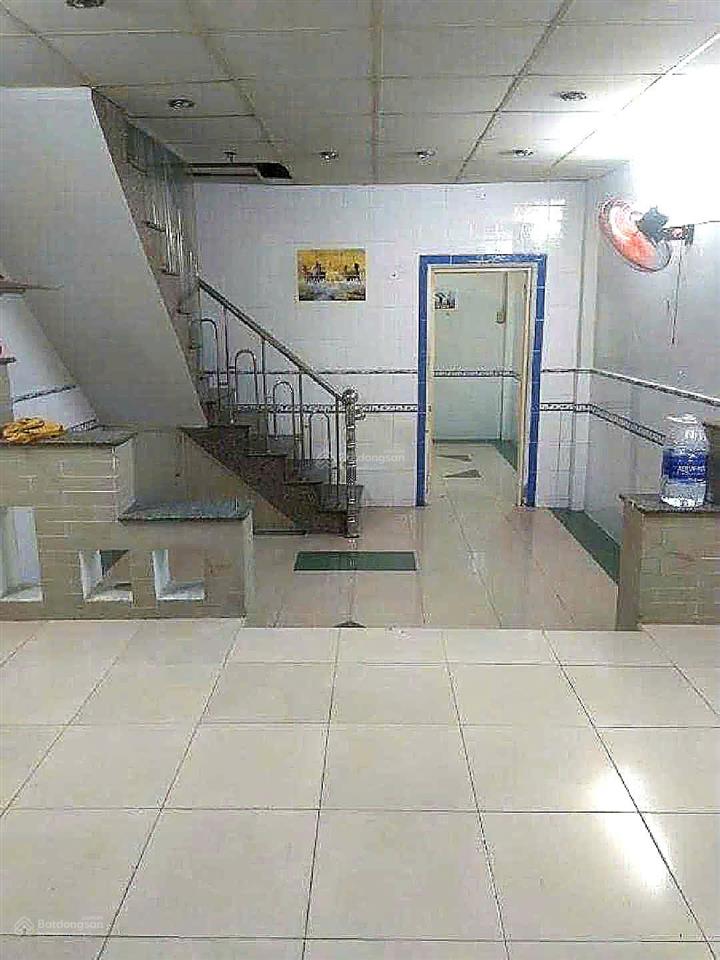 Chủ cần bán nhà 2 tầng hẻm 8m  hòa bình  tp