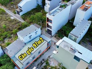 Lô góc 2 mặt tiền đường bê tông ô tô 5 mét thông tứ hướng  tặng nhà cấp 4 sẵn 3 phòng ngủ