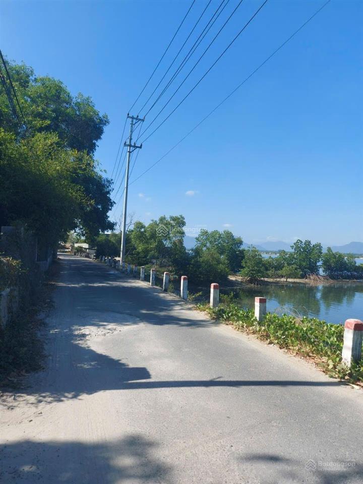 Lô đất view trực diện đầm thuỷ triều mát mẻ quanh năm  gần dự án của tập đoàn vingroup