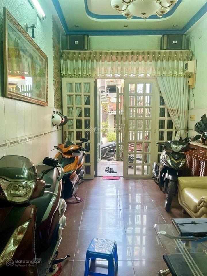 Nhà hai mặt hẻm như mặt tiền. xanh sạch. đẹp 4 tầng hồng bàng. quận 11. quận 6