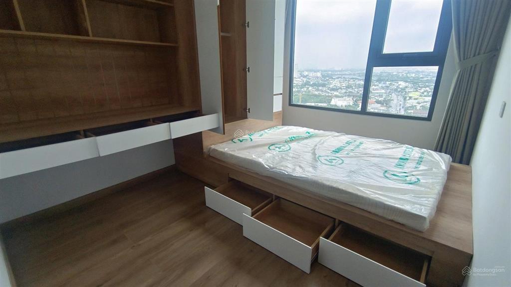 Bán cc the rivana, 3,45 tỷ, 66,4m2, 2pn + 2wc, tầng 25, view đẹp landmark, quốc lộ 13