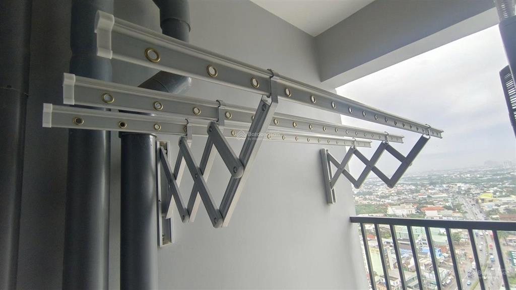 Bán cc the rivana, 3,45 tỷ, 66,4m2, 2pn + 2wc, tầng 25, view đẹp landmark, quốc lộ 13