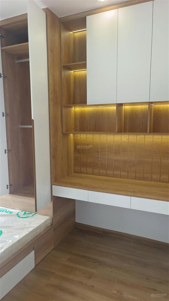 Bán cc the rivana, 3,45 tỷ, 66,4m2, 2pn + 2wc, tầng 25, view đẹp landmark, quốc lộ 13