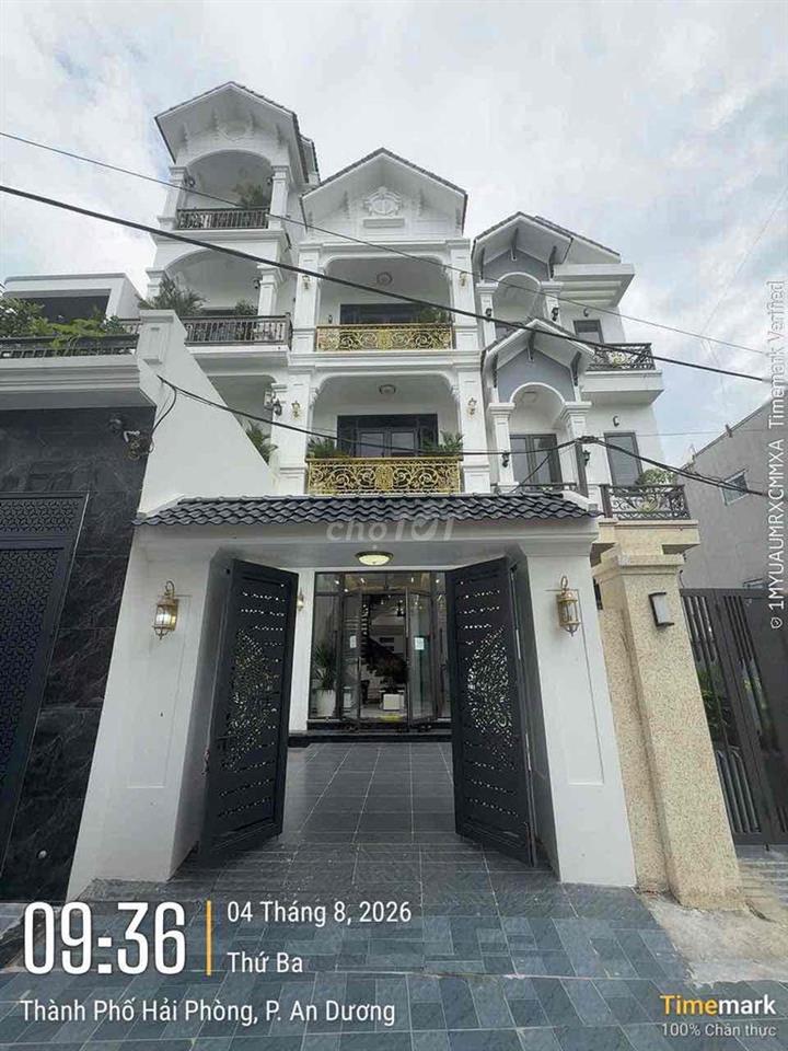 Nhà 3 tầng tân cổ full nội thất tại Quỳnh Hoàng An Dương Hải Phòng