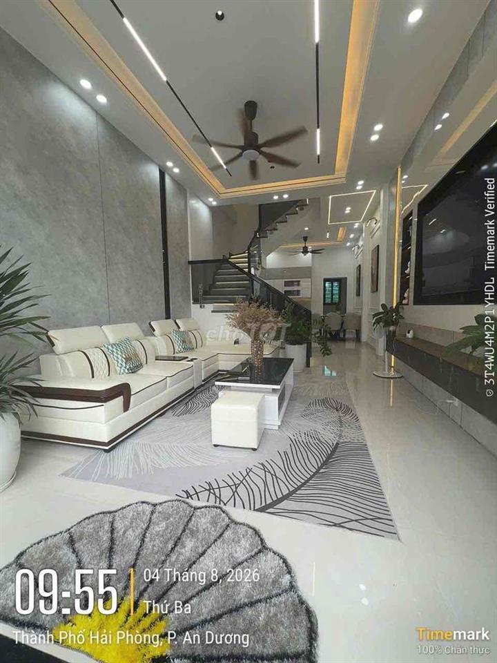 Nhà 3 tầng tân cổ full nội thất tại Quỳnh Hoàng An Dương Hải Phòng