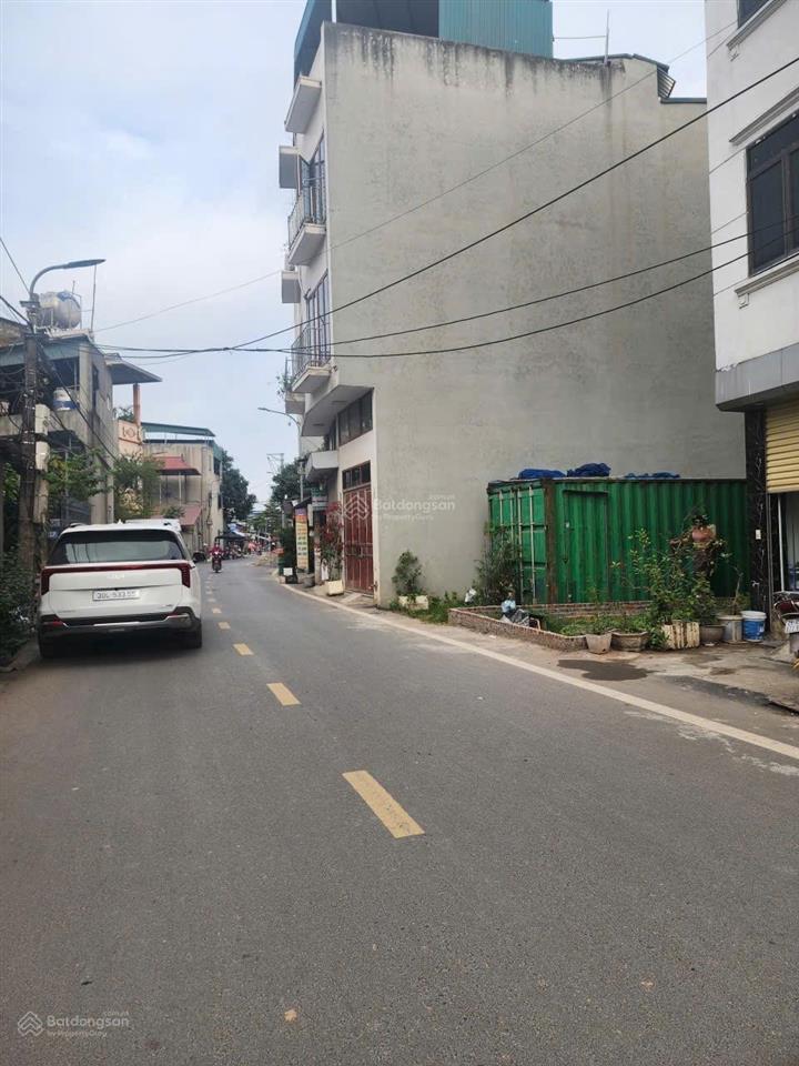 Tôi cần tiền nên bán gấp mảnh đất 100m2 full thổ cư đường ôtô tránh acị nào thiện chí  tôi