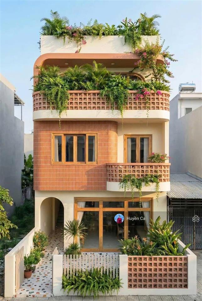 Một căn nhà siêu xinh. đầu tư an toàn để làm airbnb. đi qua khu vực 69 tầng xem pháo hoa thuận tiện