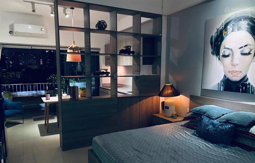 Cho thuê chdv nằm ngay trung tâm q4, máy giặt riêng, full nt, thuận tiện qua q1, q7