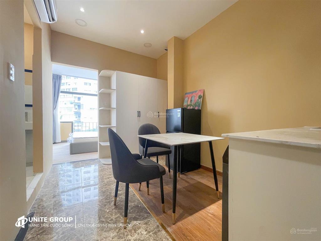 Cho thuê chdv nằm ngay trung tâm q4, máy giặt riêng, full nt, thuận tiện qua q1, q7