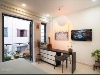 Cho thuê chdv nằm ngay trung tâm q1, thuận tiện di chuyển qua các quận, máy giặt riêng, full nt