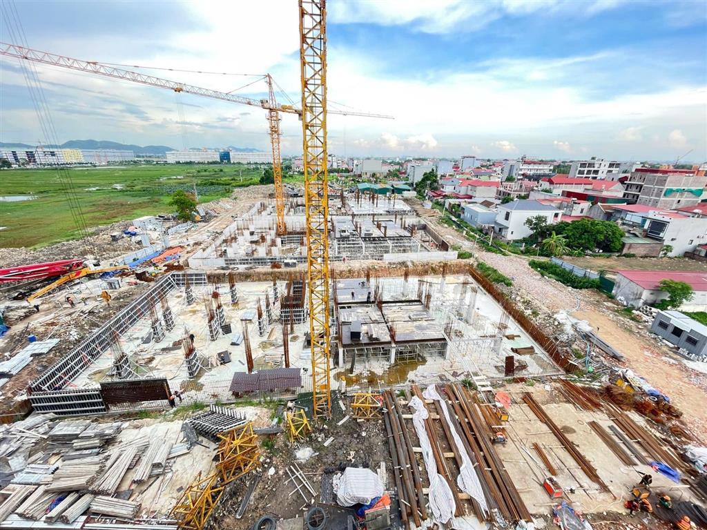 Tìm khách thuê nguyên căn tại quang châu căn 7 tầng tổng 39 phòng 37 phòng full nội thất + 2 phòng