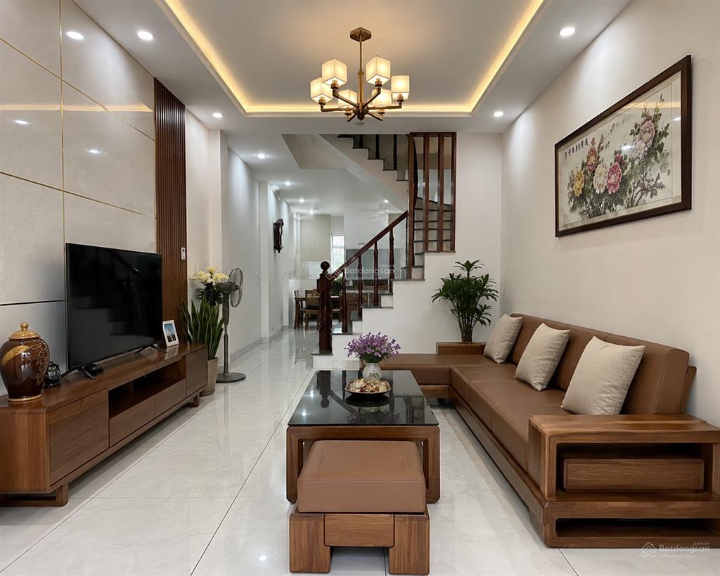Bán nhà gần nguyễn gia trí p25 q.bình thạnh,hẻm xe hơi,dtsd 4 tầng,giá 11 tỷ (có thể tl chính chủ)