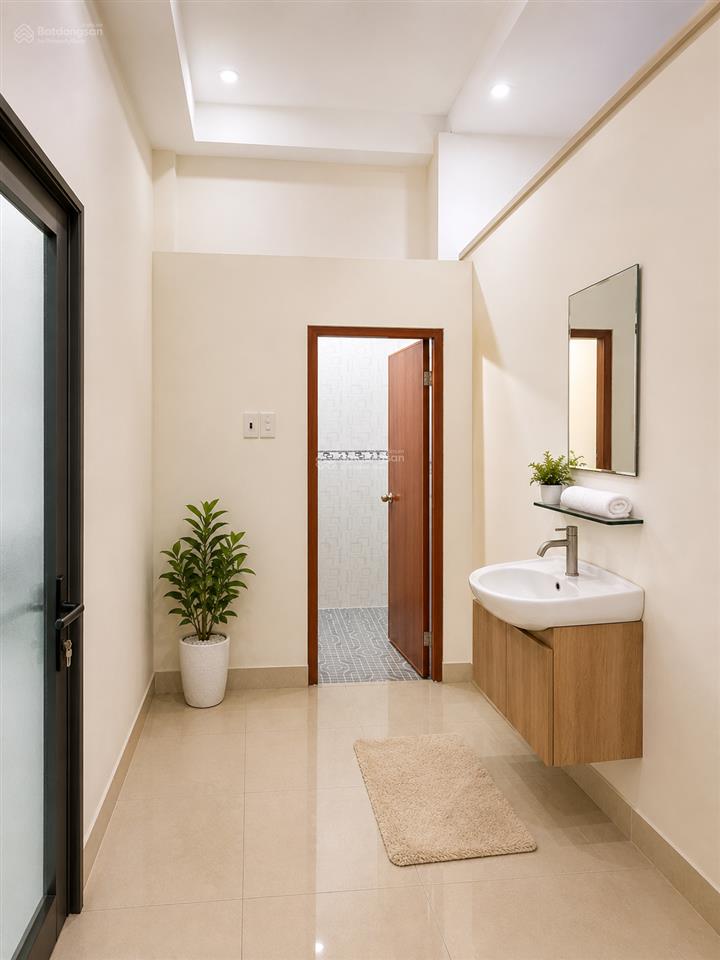 Bán nr ngay ga metro số 2, 4pn, 4wc, 65m2 tại tân bình, giá cực chất 9 tỷ vnd