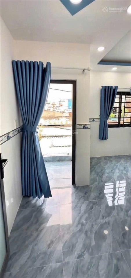 Nhà bán đẹp ở liền đường ba đình p10 quận 8  3pn . có 1 phòng ngủ trệt  40m2  shr hoàn công