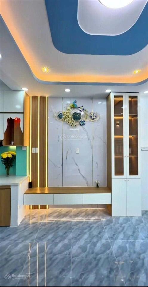 Nhà bán đẹp ở liền đường ba đình p10 quận 8  3pn . có 1 phòng ngủ trệt  40m2  shr hoàn công