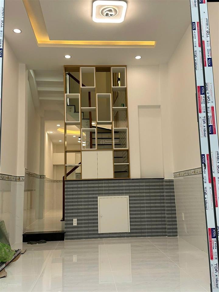 Nhà mới 4tầng  đường phạm thế hiển p6 quận 8  3pn  ngay khu xóm đạo  shr  42m2