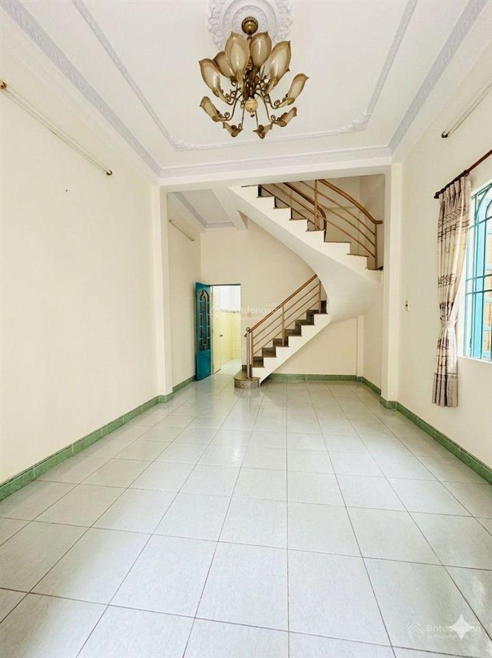 Bán nhà 4 tầng  đường âu dương lân p3 quận 8  39.9m2  4pn  shr  hẻm 4m  cách mt chỉ 80m