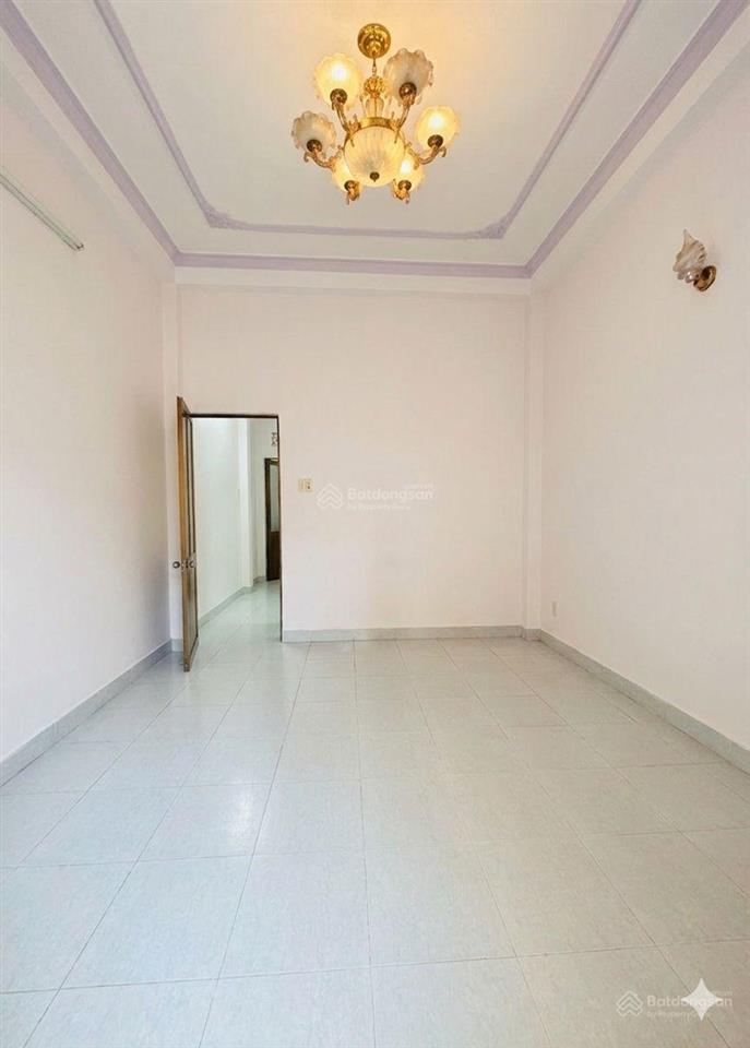 Bán nhà 4 tầng  đường âu dương lân p3 quận 8  39.9m2  4pn  shr  hẻm 4m  cách mt chỉ 80m