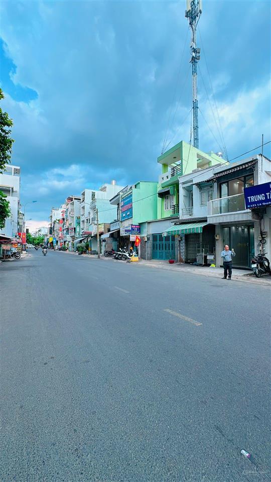 Nhà bán 2tầng mặt tiền đường lê quyên p5 quận 8  ngay trung tâm hành chính  2pn  tiện kinh doanh