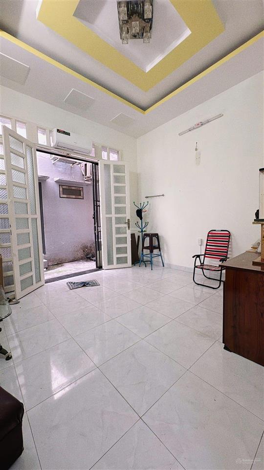 Nhà bán khu vip p3 quận 8  3 tầng dt sàn 81.3m2  2pn  hoàn công đủ  cách hẻm ôtô 10m
