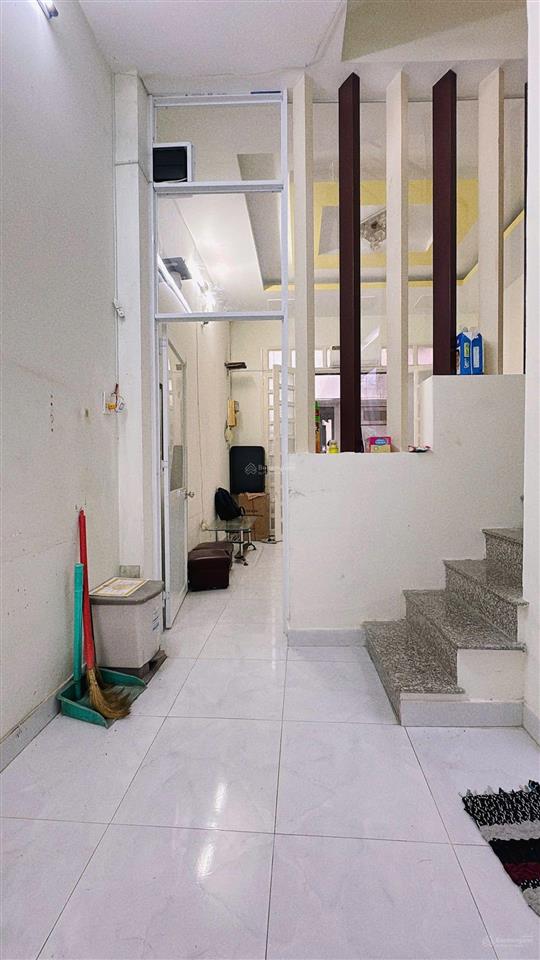 Nhà bán khu vip p3 quận 8  3 tầng dt sàn 81.3m2  2pn  hoàn công đủ  cách hẻm ôtô 10m