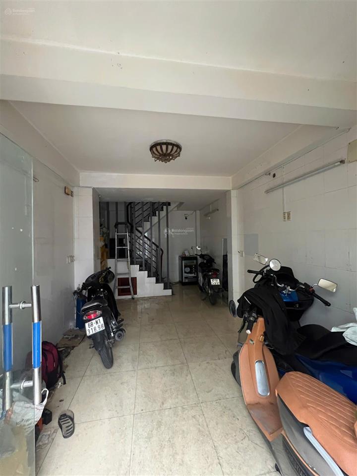 Q1 nguyễn cư trinh 30.4m 4tầng chỉ 5.5 tỷ