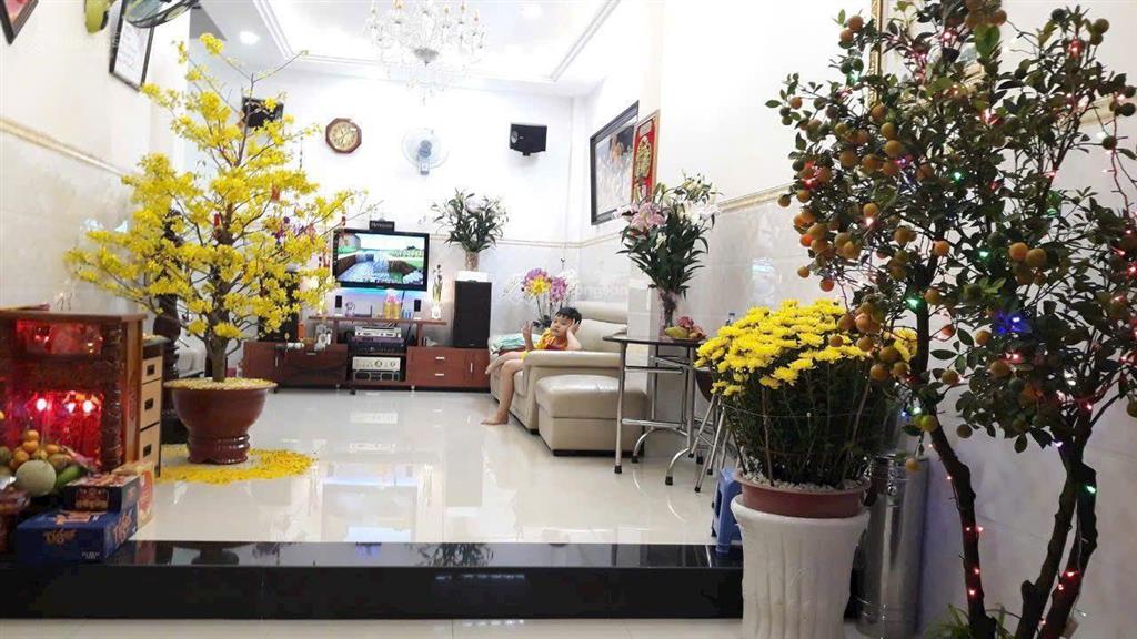 Nguyễn tri phương 3.8x10m nở hậu gần mặt tiền chỉ 9 tỷ 1 q10