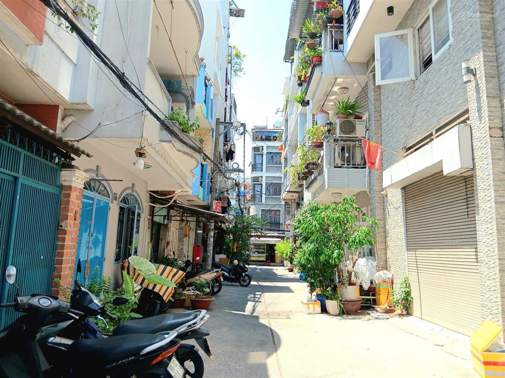 Nhà đẹp hxh trần bình trọng, , q5 4 tầng giá 6,3 tỷ tl