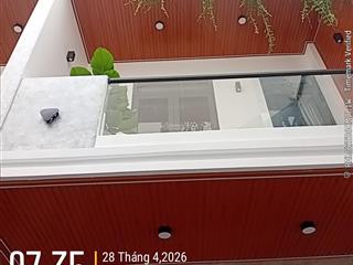 Trần huy liệu phú nhuận  3,8  11m 3 tầng chỉ 7,4 tỷ