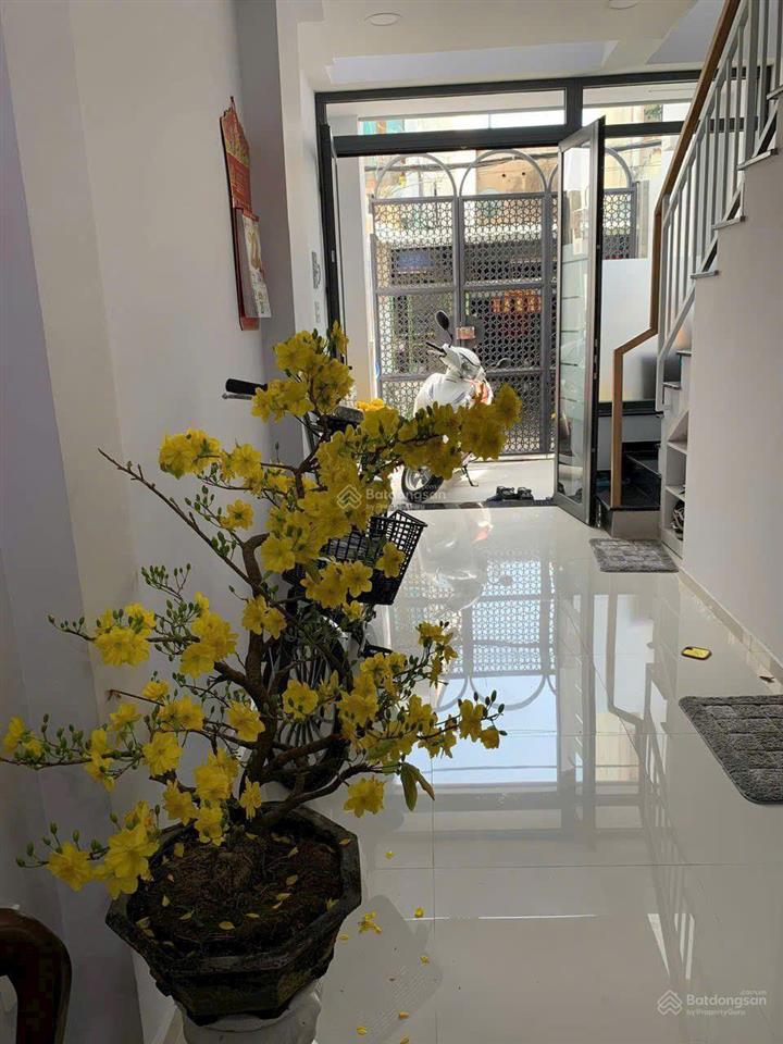 Nhà 4 tầng ô tô tận cửa hẻm thông trần văn quang, phường 10, tân bình chỉ 5,5 tỷ