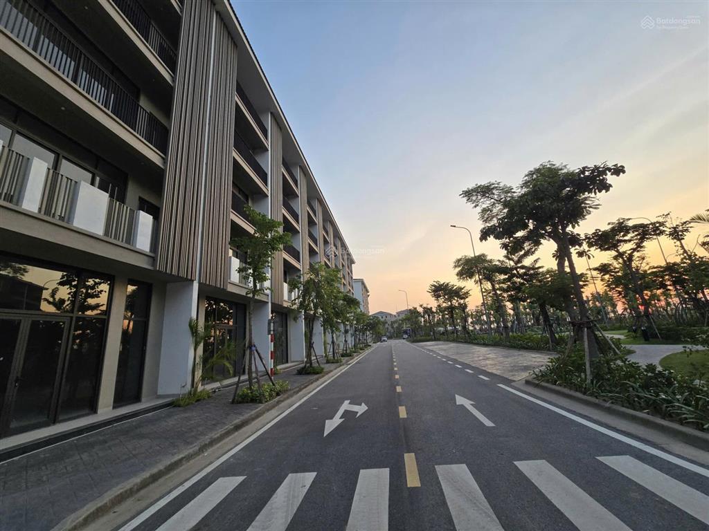 Villa 7 phòng horizon bay, hạng family, tầng 5 penthouse vừa để ở vừa kinh doanh tốt. cần bán.