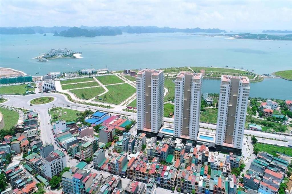 Bán căn shop house khối đế cạnh sảnh chung cư trung tâm khu du lịch bãi cháy new life tower