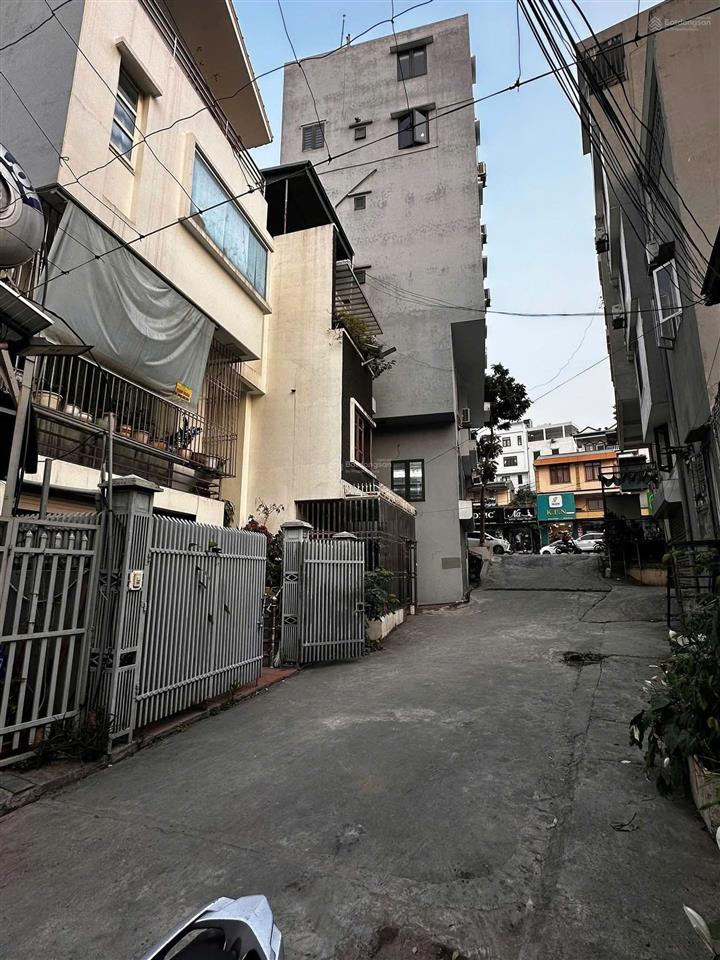 128 m2  3,5 tầng  đường 2 xe ô tô  chính chủ cần bán nhà riêng phường cao thắng về quê sống