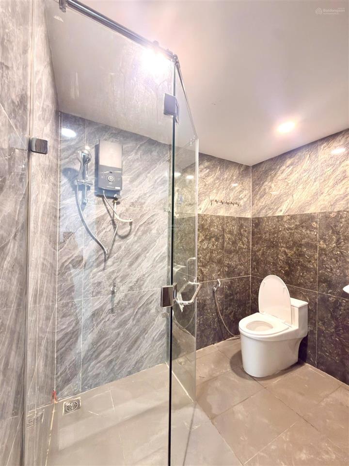 Cho thuê cc mini 1pn, 1wc, 50m2, 8,2 triệu tại đường nguyễn văn cừ, phường bến nghé, quận 1, tp.hcm