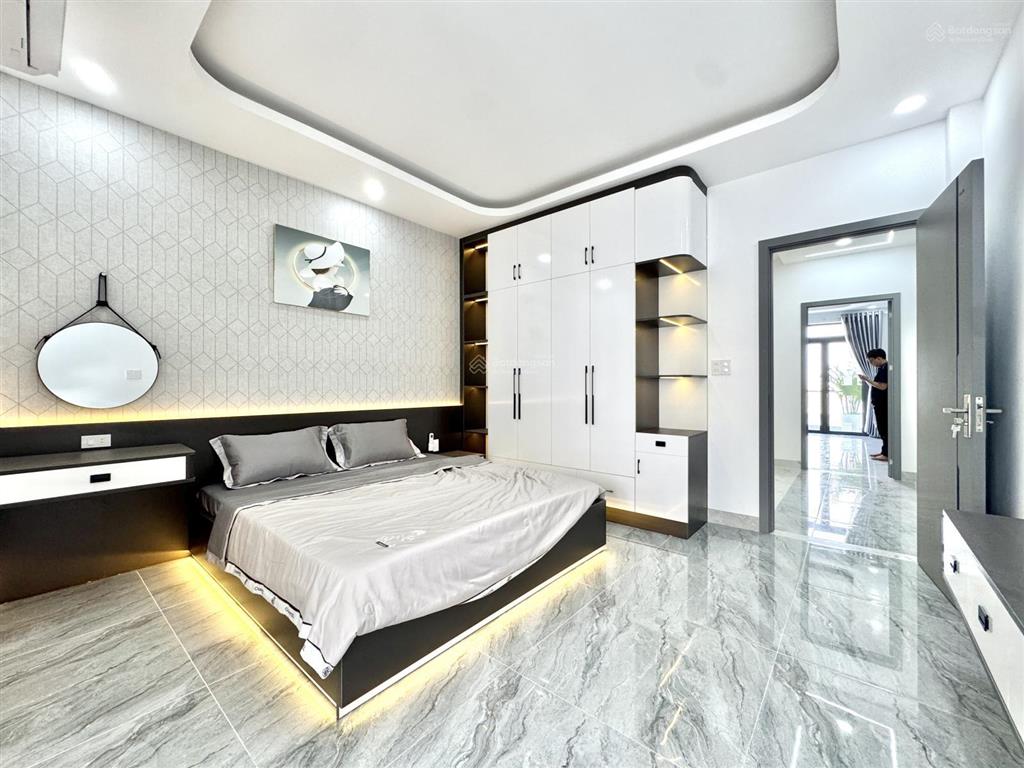 Bán nhà đường thạnh xuân 25, 82m2 4,2x20, 5 tầng, hẻm 8m, chỉ 7 tỷ 290 còn tl