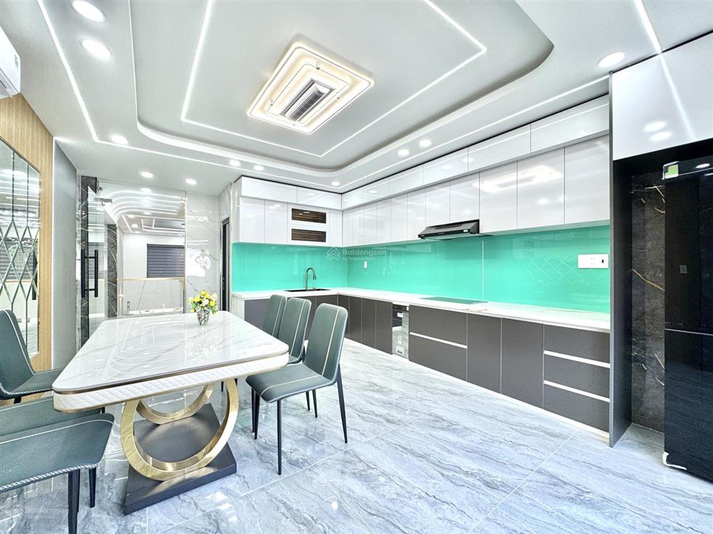 Bán nhà đường thạnh xuân 25, 82m2 4,2x20, 5 tầng, hẻm 8m, chỉ 7 tỷ 290 còn tl