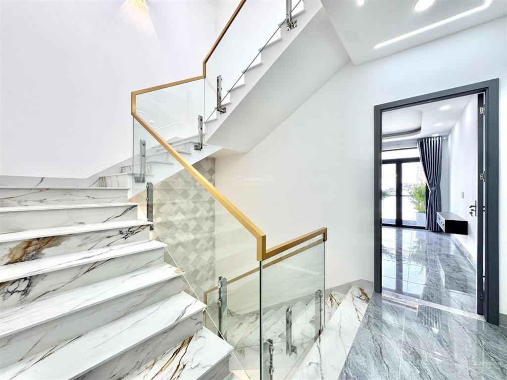 Bán nhà đường thạnh xuân 25, 82m2 4,2x20, 5 tầng, hẻm 8m, chỉ 7 tỷ 290 còn tl