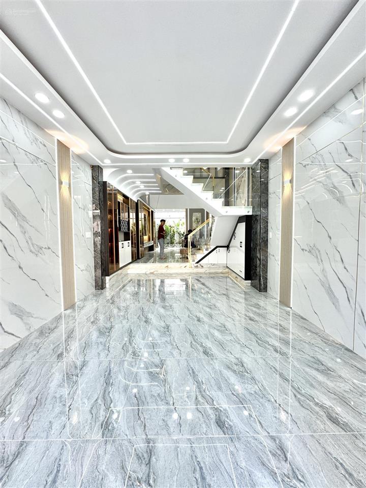 Bán nhà đường thạnh xuân 25, 82m2 4,2x20, 5 tầng, hẻm 8m, chỉ 7 tỷ 290 còn tl