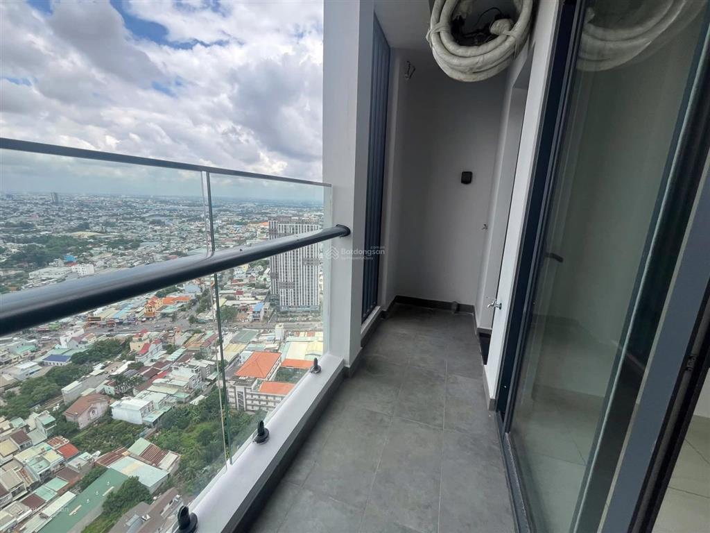 Cho thuê chung cư 72m2, 2pn 2wc, quốc lộ 1k 5 phút tới làng đại học